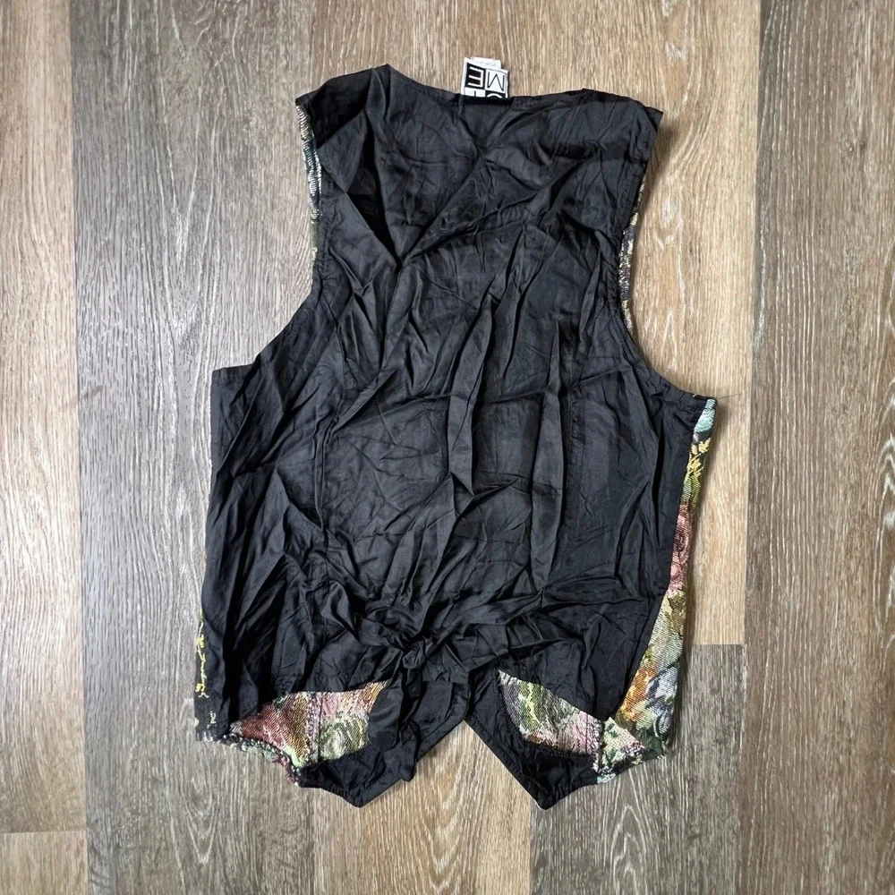 CT ME Tapestry Vest Women Medium Black Floral Vintage 90s Button Front Boho USA